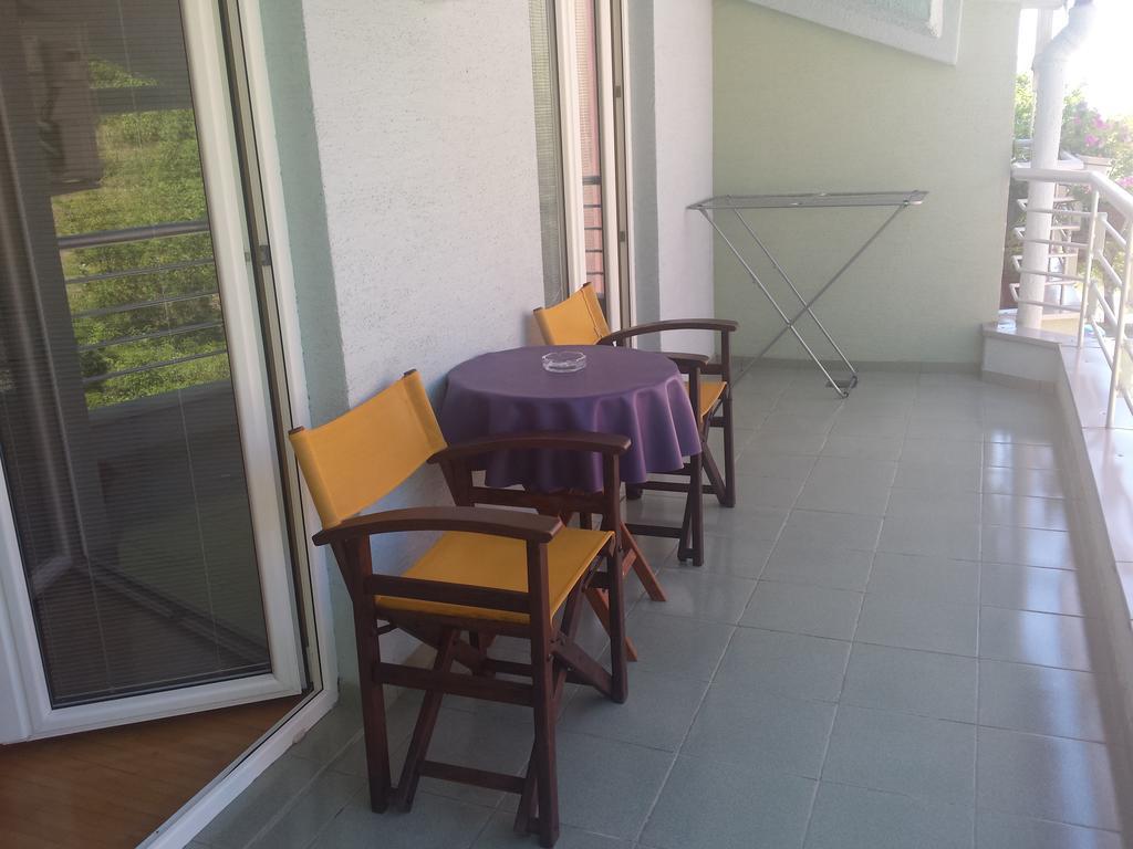 Gjole Apartments Лагадин Номер фото