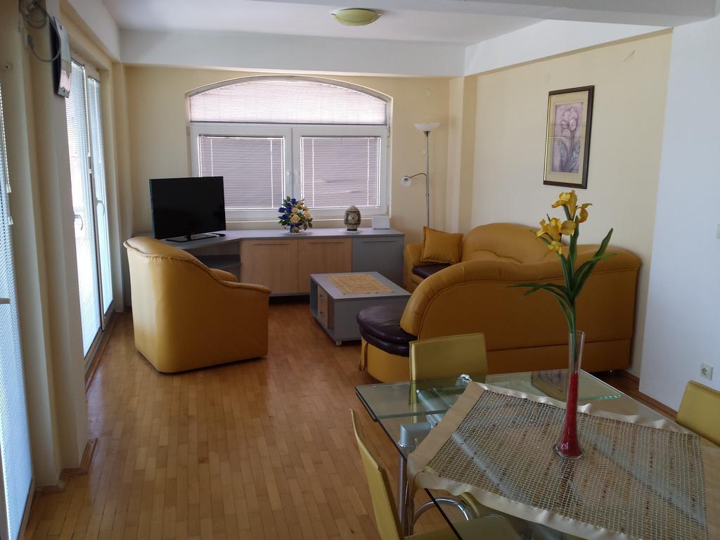 Gjole Apartments Лагадин Номер фото